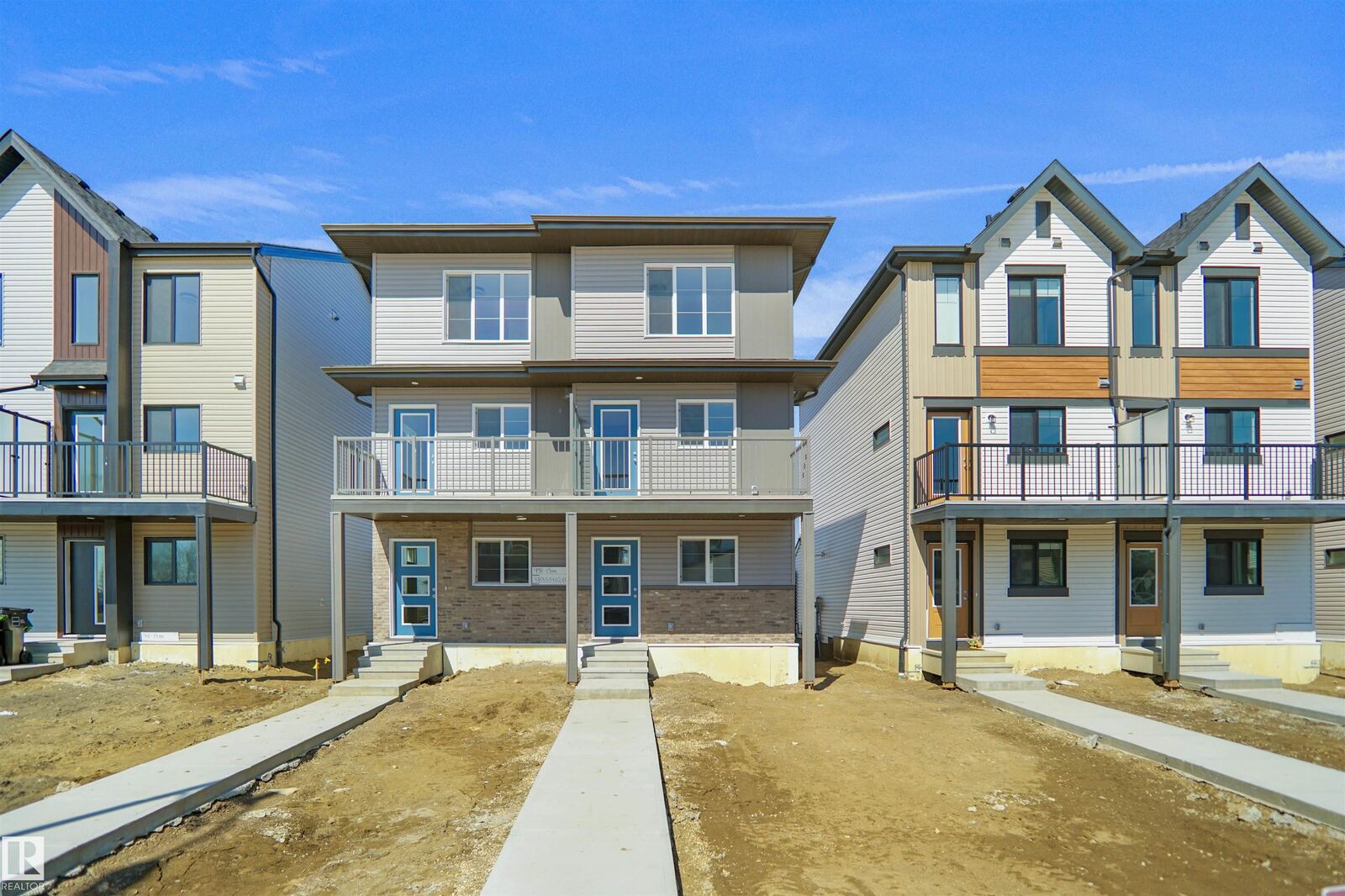 Property Photo:  631 176 Avenue NE  AB T5Y 4G1 