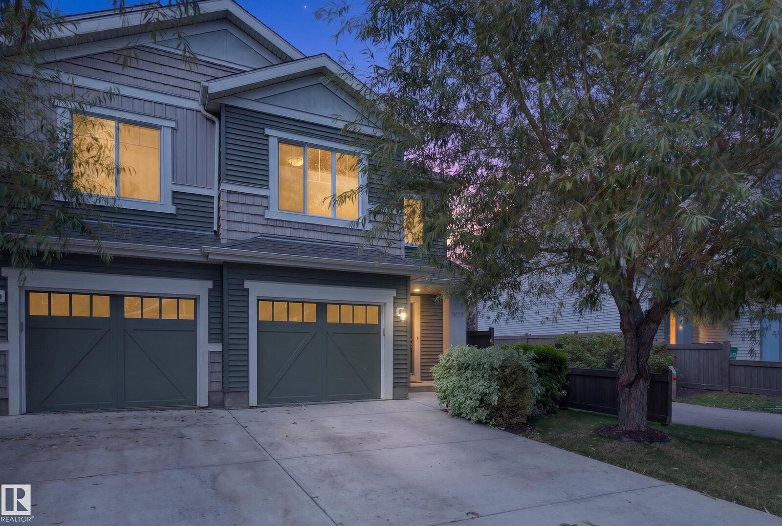 Property Photo:  2026 Price Landing Landing SW  AB T6W 2V4 