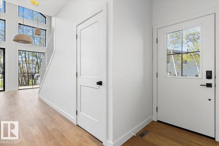 Property Photo:  51551 Rge Road 212A  AB T8G 1G1 