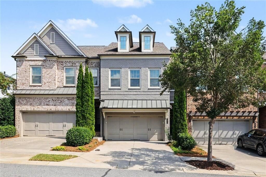 Property Photo:  1011 Milhaven Drive  GA 30076 