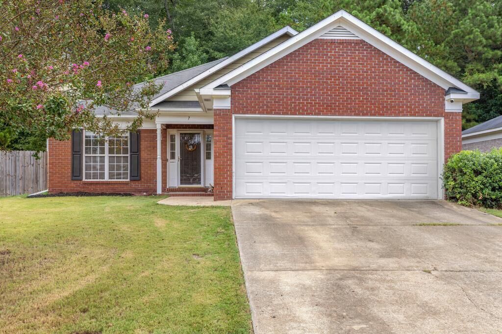 Property Photo:  7 Devonshire Drive  AL 36870 