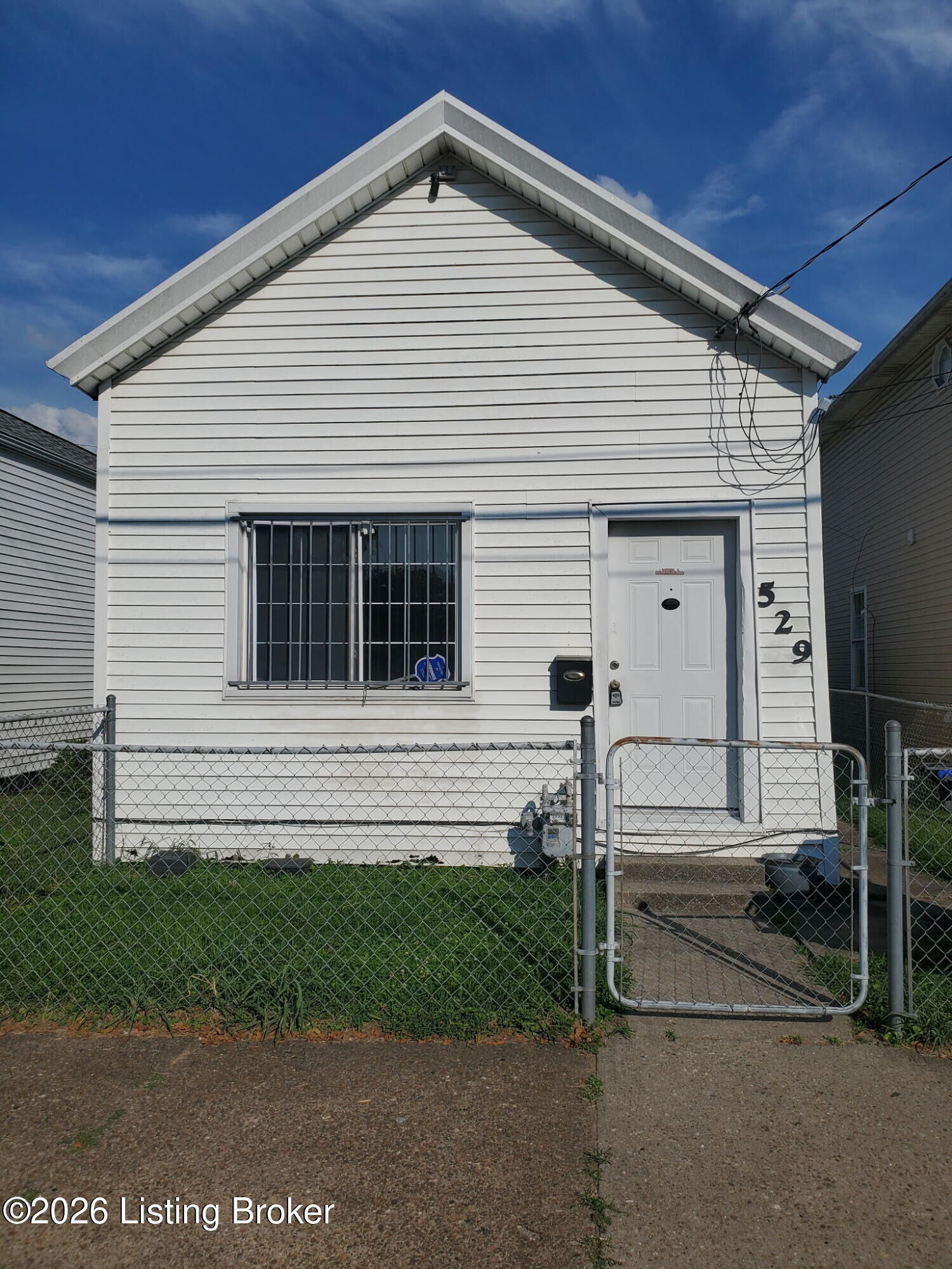 Property Photo: 529 N 31st St KY 40212
