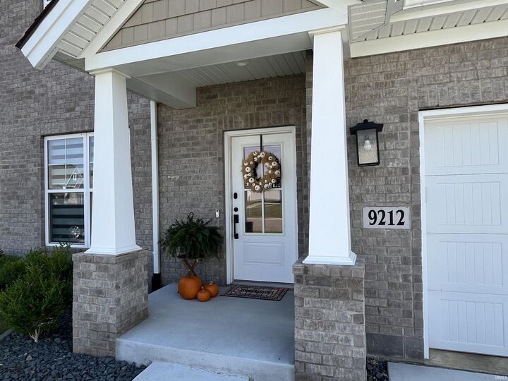 Property Photo:  9212 Haycroft Drive  IN 47712 