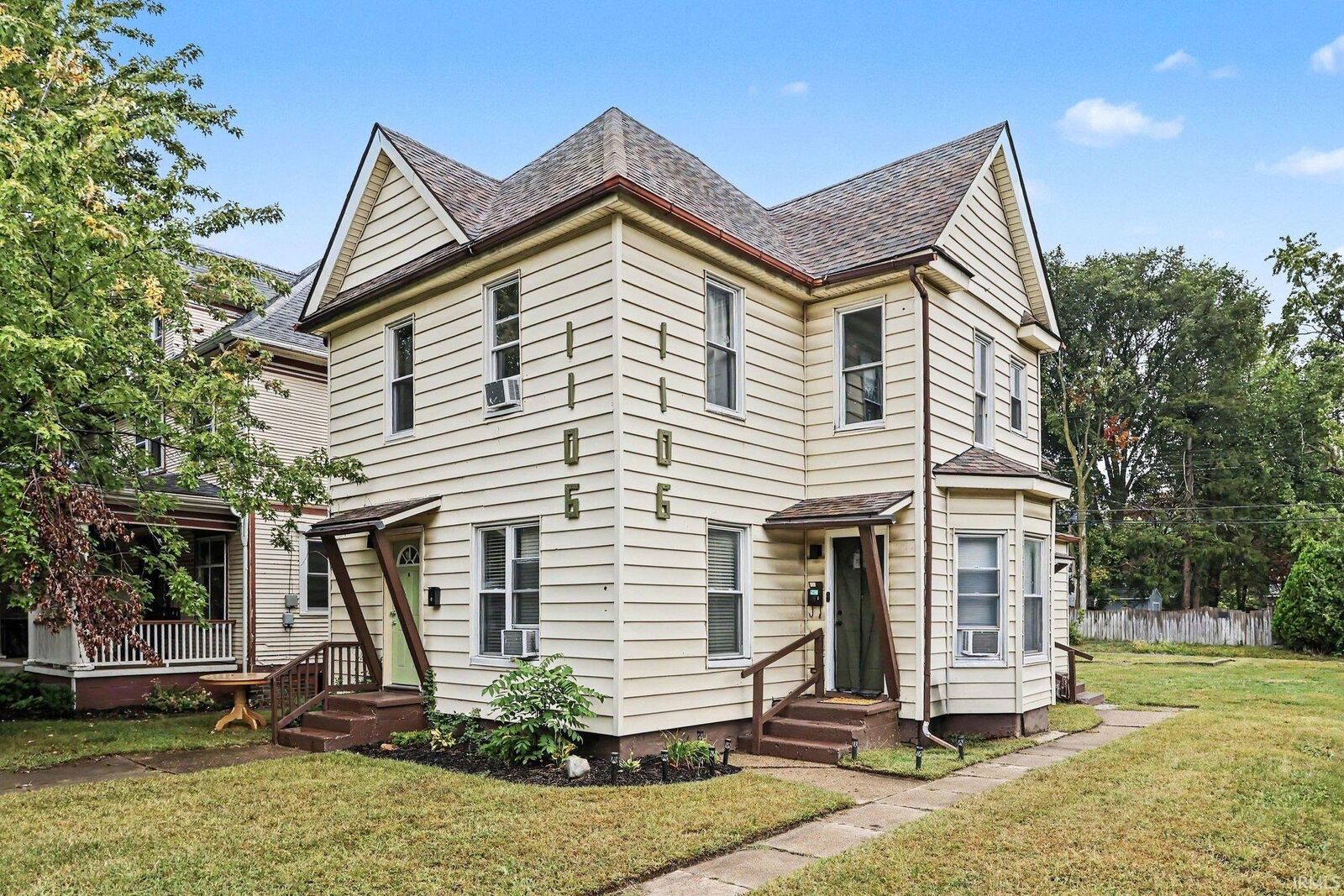 Property Photo:  1106 Portage Avenue  IN 46616-1516 