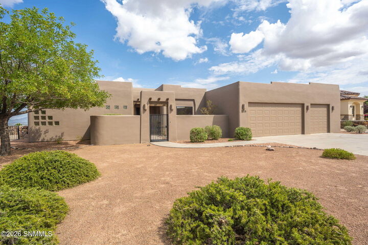 Property Photo:  1218 Idyll Court  NM 88007 
