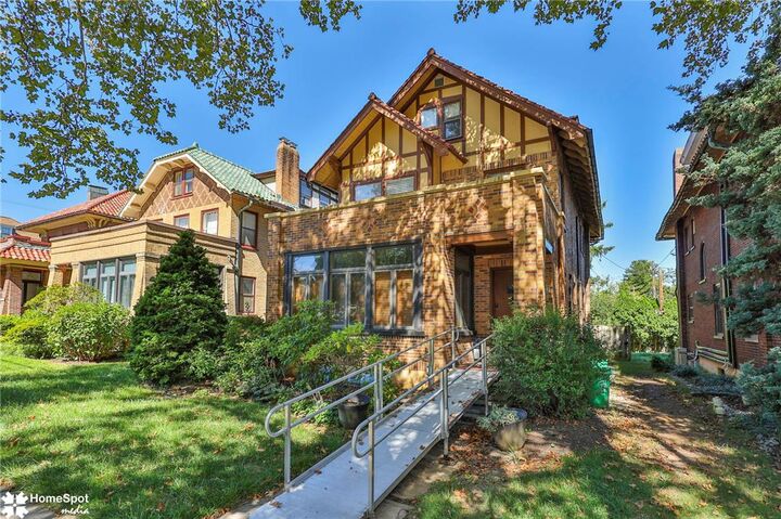 Property Photo: 2215 W Gordon Street PA 18104