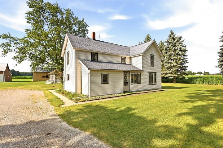 Property Photo:  22335 Ederer  MI 48637 