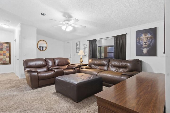 Property Photo:  7338 Timber Crest Lane  FL 33540 
