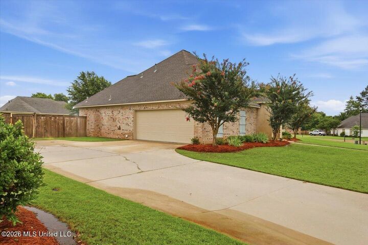 Property Photo: 116 Bridge Walk Drive MS 39046