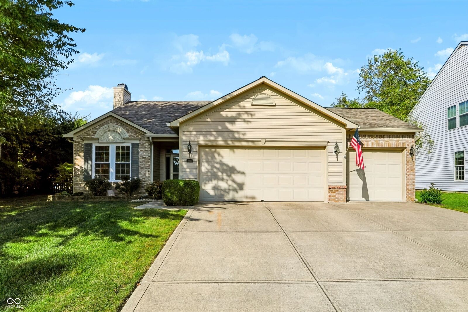 Property Photo:  13830 Ellsworth Lane  IN 46038 