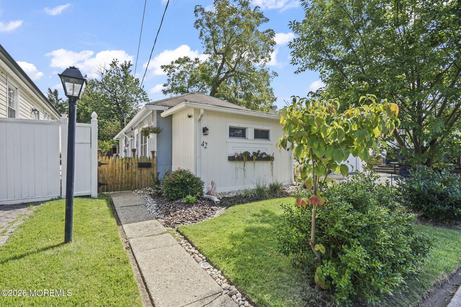 Property Photo:  42 East Avenue  NJ 07716 