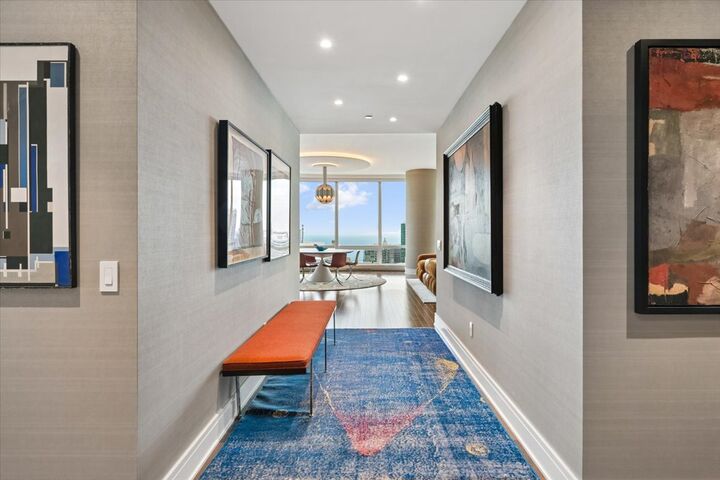 Property Photo: 401 N Wabash Avenue 38A IL 60611