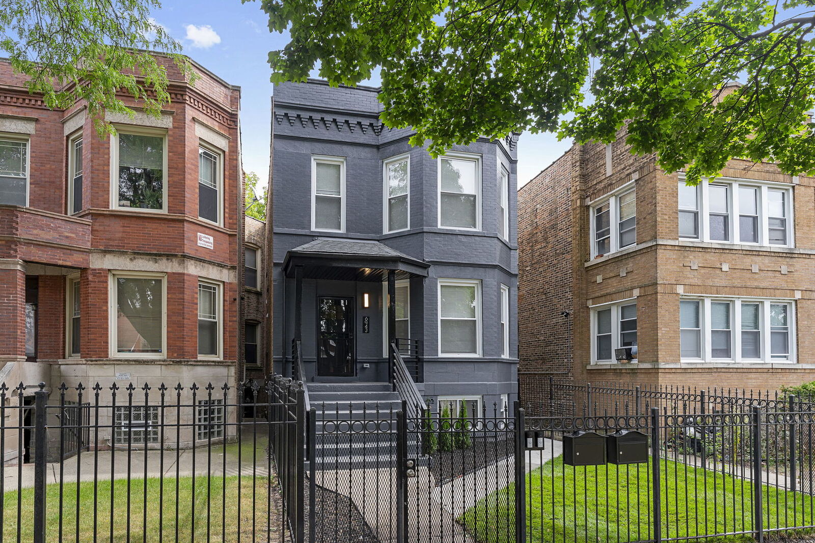 Property Photo:  6943 S Calumet Avenue  IL 60637 