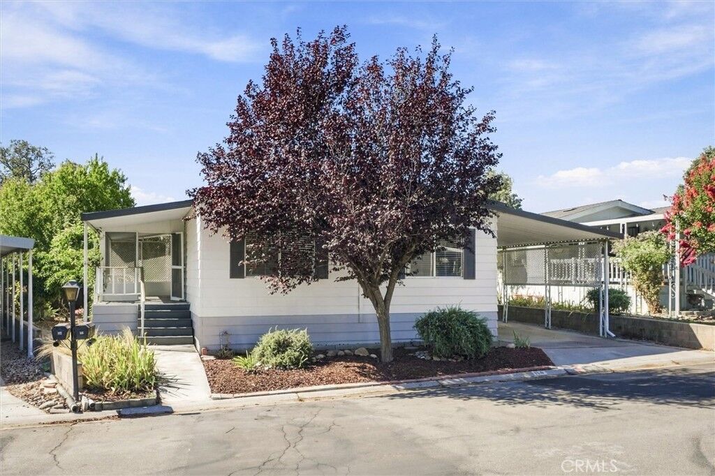 Property Photo:  114 Via San Miguel  CA 93446 