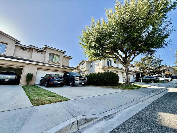 Property Photo:  1862 Morning View Drive  CA 92084 