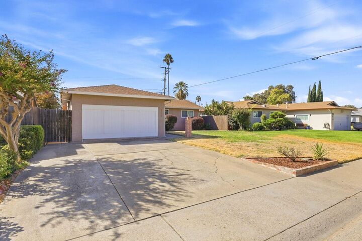 Property Photo:  2306 Turnesa Avenue  CA 95822 