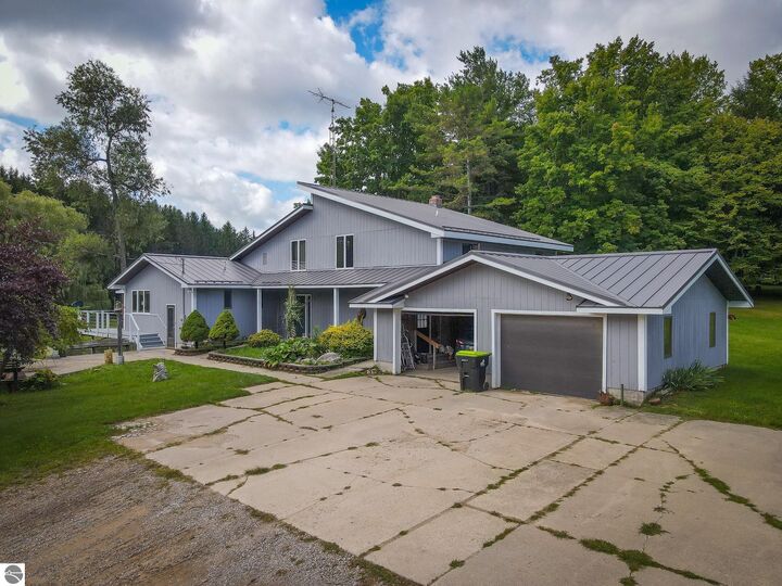 Property Photo: 5260 N Hockaday Road MI 48624