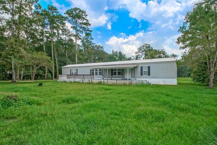 Property Photo:  21152 Esterbrook Road  LA 70454 