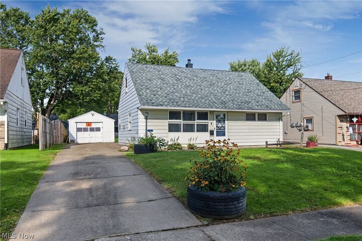 Property Photo:  162 N Beverly Avenue  OH 44515 