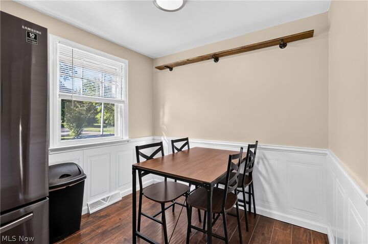 Property Photo: 4680 Hummel Drive NW OH 44483