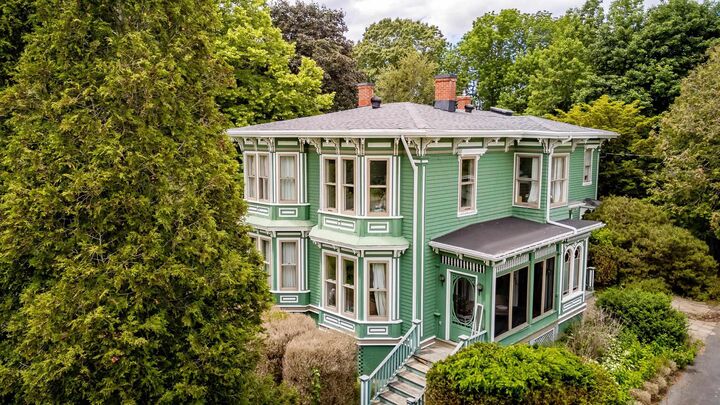 Property Photo:  1330 Belcher Street  NS B0P 1T0 