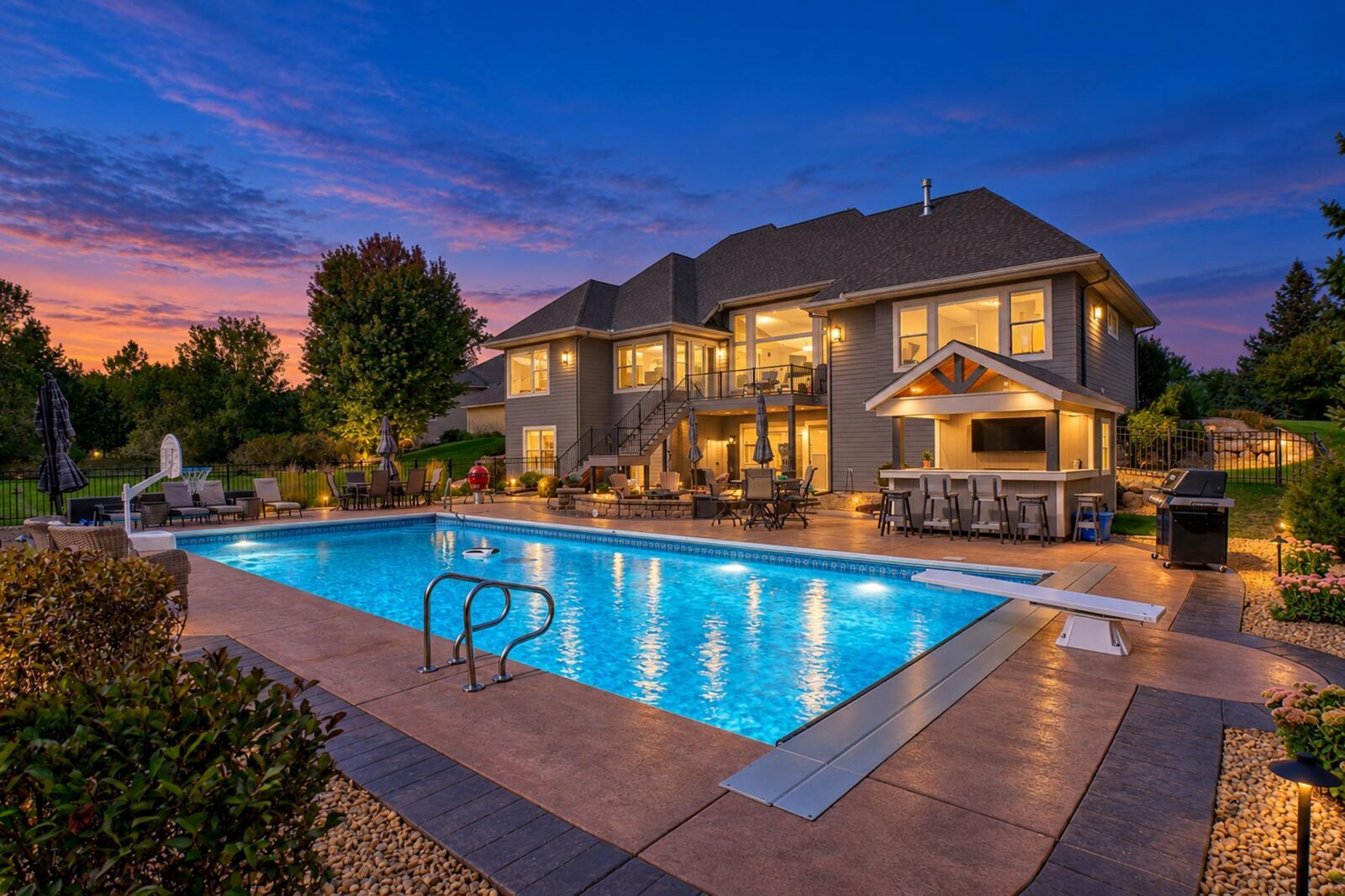 Property Photo:  2928 Jonquil Trail N  MN 55042 