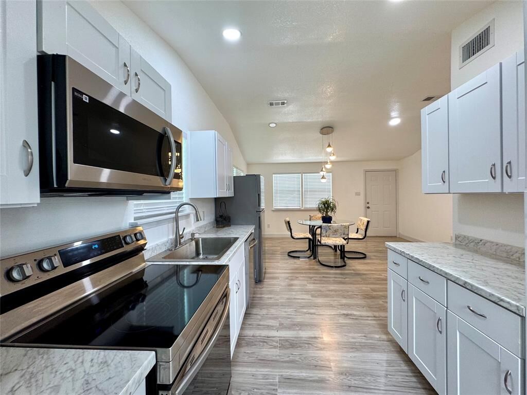 Property Photo:  5777 County Road 927  TX 75173 