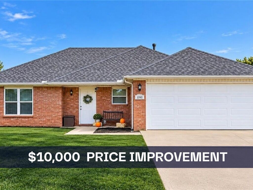 Property Photo: 1090 Sunflower Street AR 72719