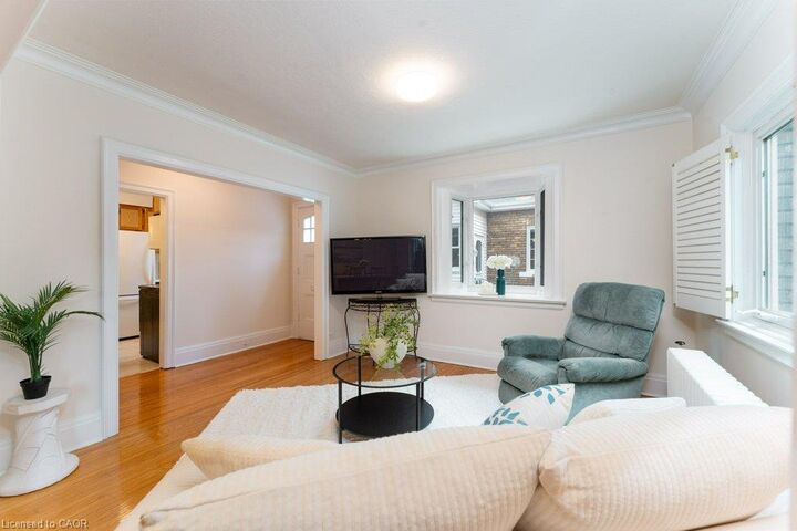Property Photo:  58 Franklin Avenue  ON M2N 1B6 