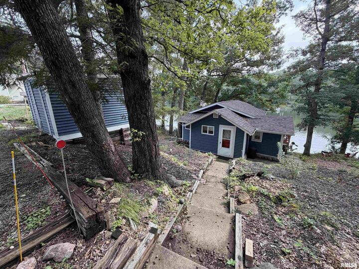 Property Photo: 1029 Island Lane IL 61401