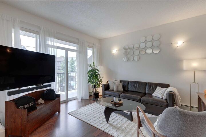 Property Photo:  211 Aspen Stone Boulevard SW 1222  AB T3H 0K1 
