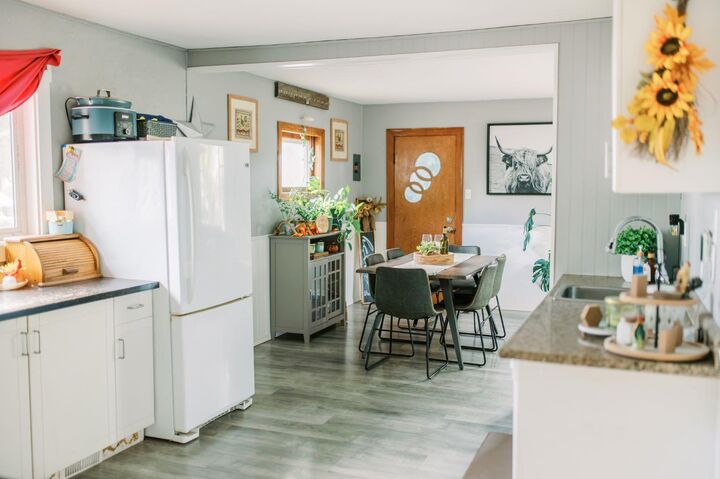 Property Photo:  5720 50A Avenue  AB T4K 1C5 