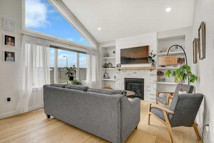 Property Photo:  12010 83 Avenue  AB T8W 0M7 