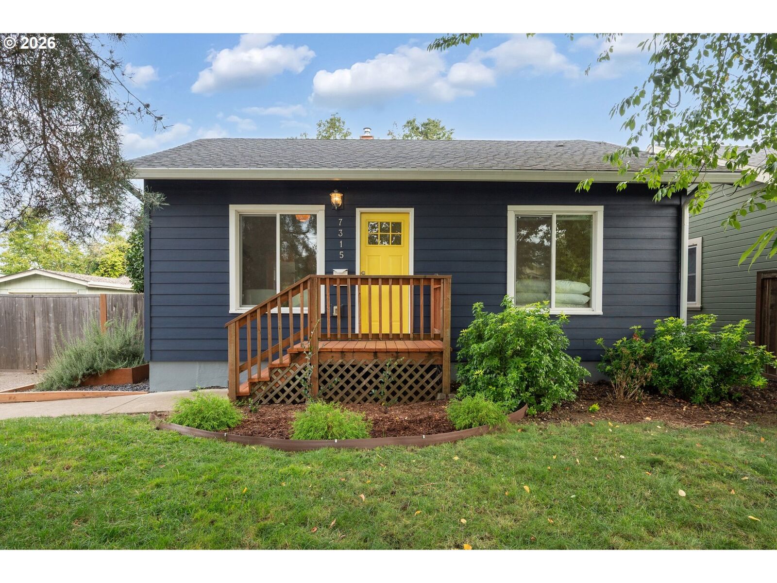 Property Photo:  7315 N Jersey St  OR 97203 