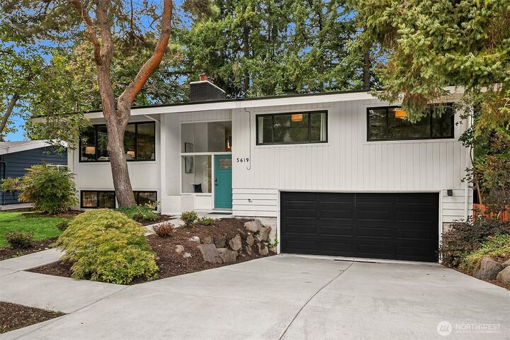 Property Photo:  5619  125th Avenue SE  WA 98006 