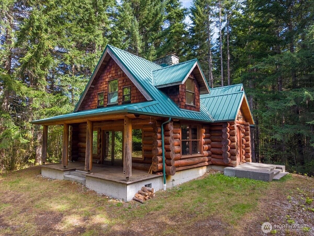 Property Photo:  13606  278th Drive NE  WA 98252 