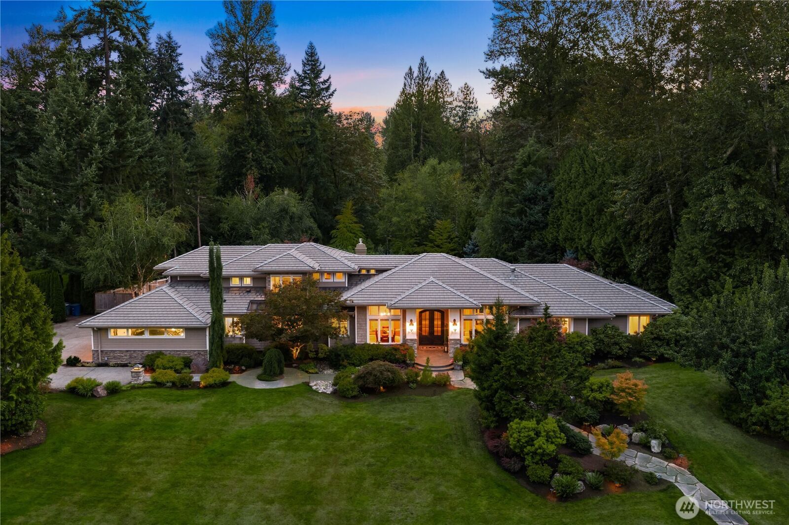 Property Photo: 24733 SE Windsor Boulevard WA 98074