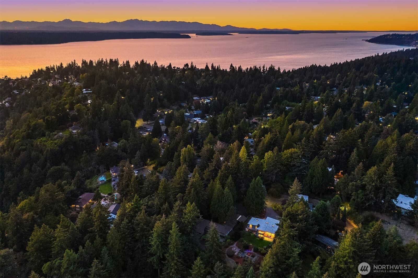 Property Photo: 1925 SW 170th Street WA 98166