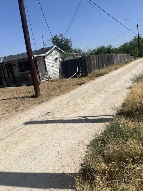 Property Photo:  2124 Wade Street  TX 76903 