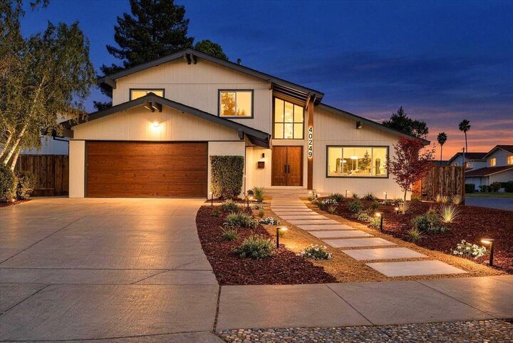 Property Photo: 40249 San Sebastian Place CA 94539
