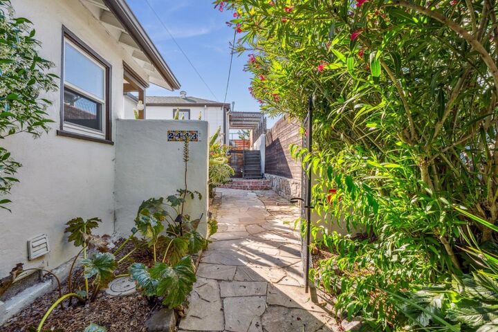 Property Photo:  2443-2445 24th Avenue  CA 94601 