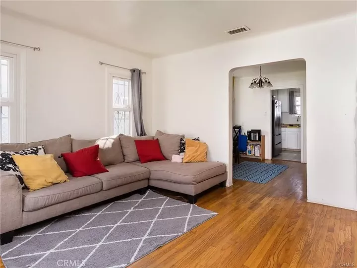 Property Photo:  701 Walnut Street  CA 90301 