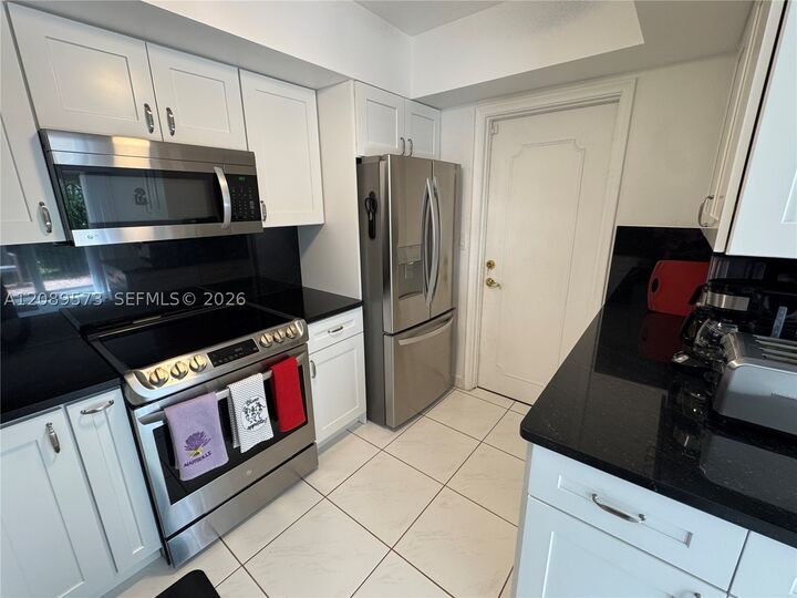 Property Photo:  7190 E Tropical Way  FL 33317 