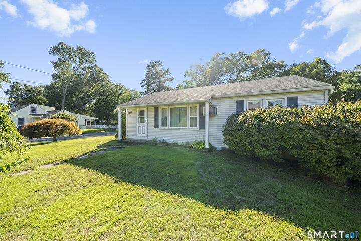 Property Photo:  17 Edward Street  CT 06082 