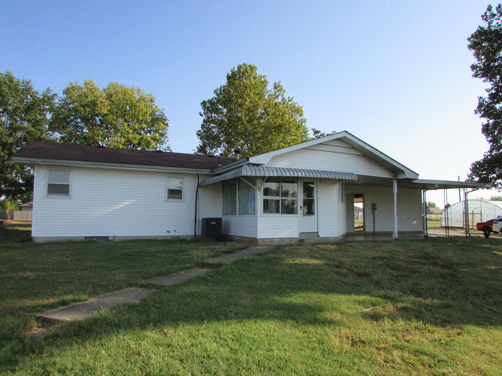 Property Photo:  3250 E Hines Street  MO 65738 