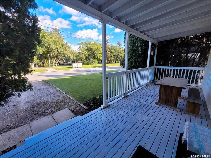 Property Photo:  2319 1st Avenue W  SK S6V 5A1 