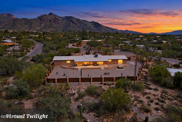 Property Photo:  6615 N Camino De La Karina  AZ 85718 