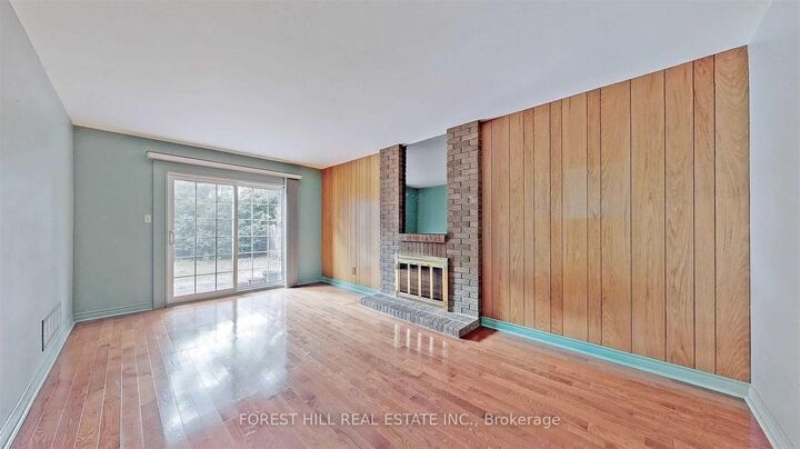 Property Photo:  78 Mossgrove Trail  ON M2L 2W3 