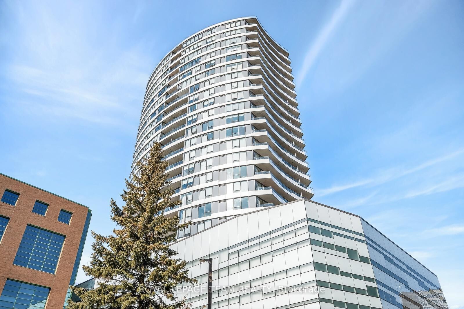 Property Photo:  485 Richmond Road 103  ON K2A 3W9 