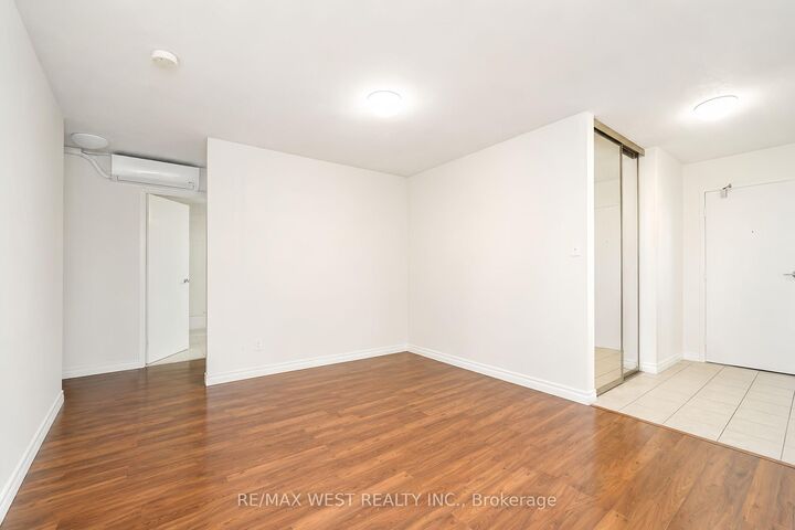 Property Photo:  3300 Don Mills Road 510  ON M2J 4X7 